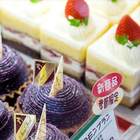 太陽の下で採れたナッツやフルーツをふんだんに使ったケーキを提供する Patisserie Sun Verl パティスリー サンヴェール